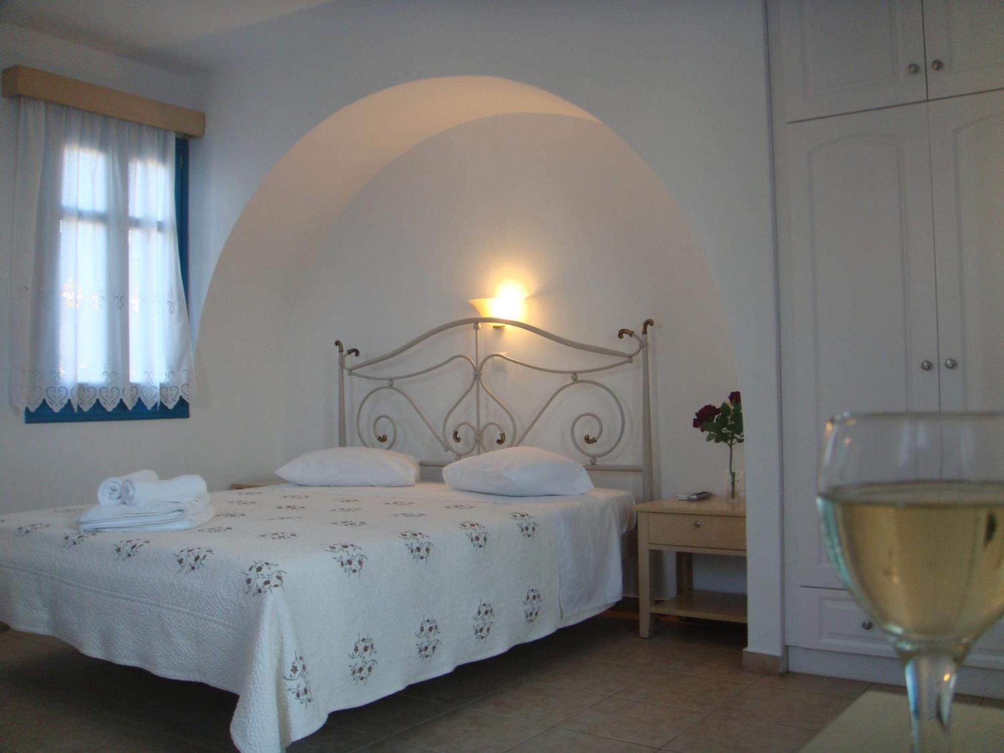 Отель Horizon Folegandros Town
